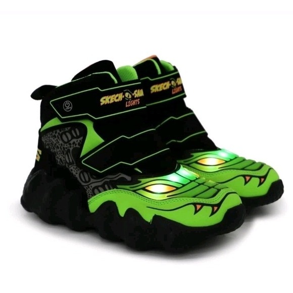 SKECHERS Light Up Skech-O-Saurus High-Top Sneakers in Black and Green‎